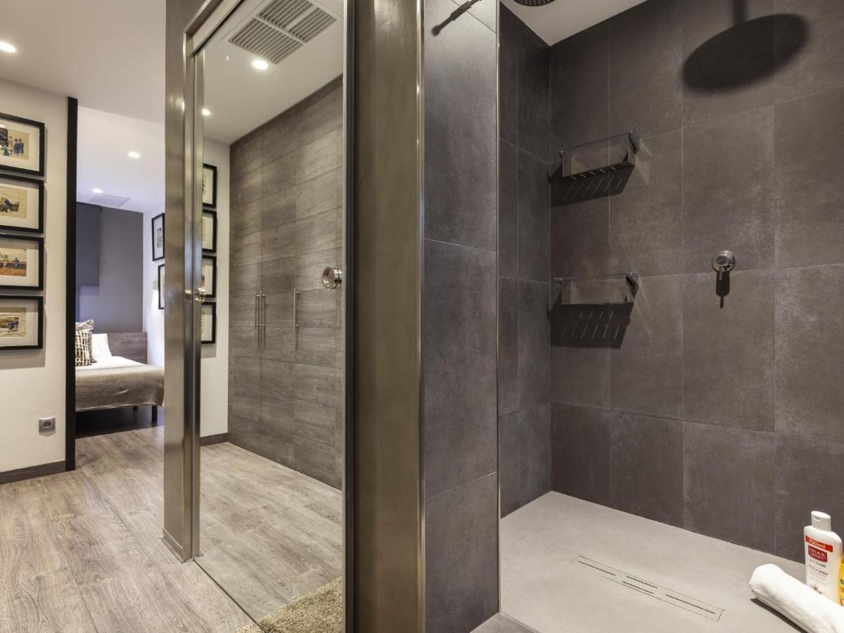 Click&Flat Luxury Cabanyes Apartment Barcelona Bagian luar foto